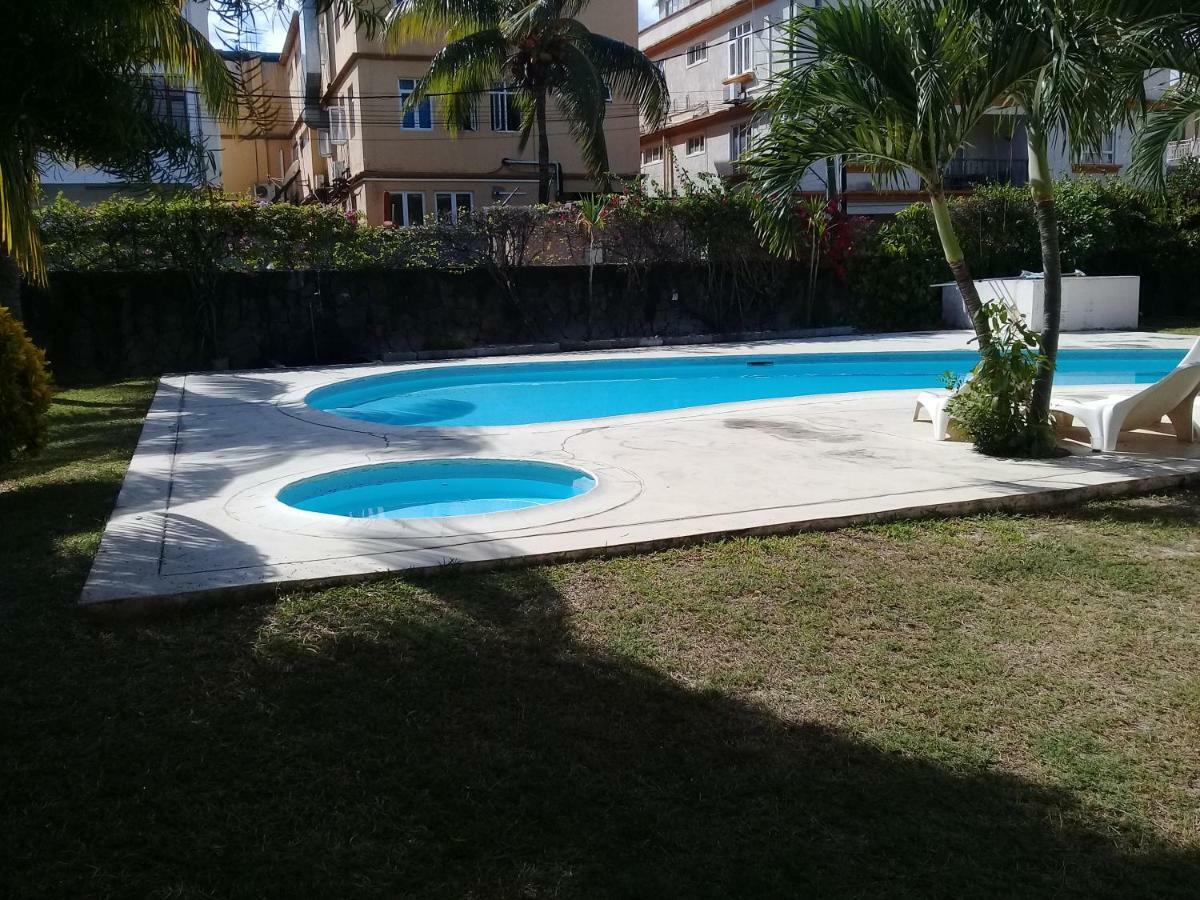 Escale Vacances Flic en Flac Bagian luar foto