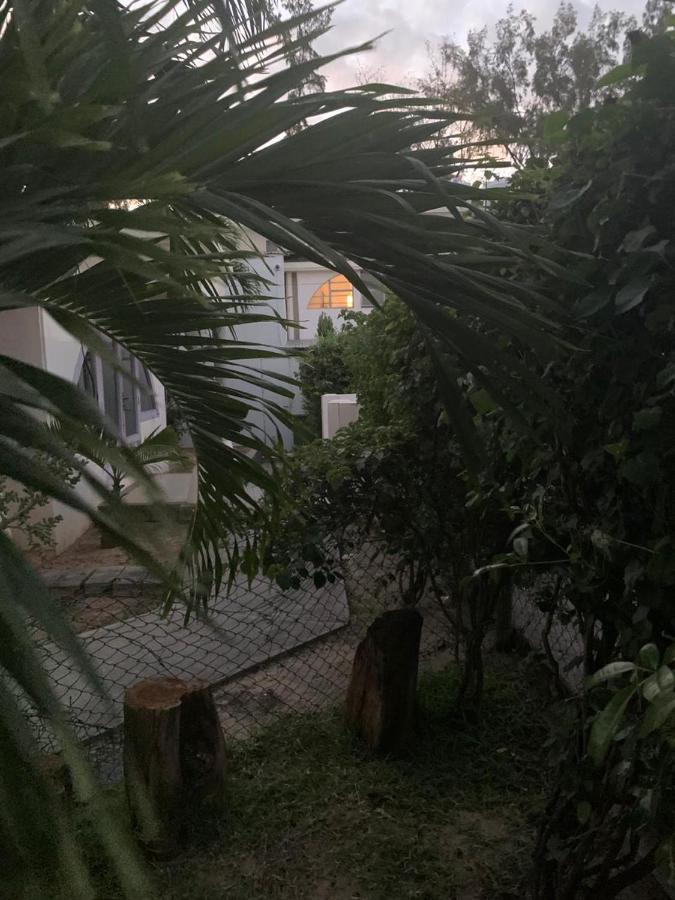 Escale Vacances Flic en Flac Bagian luar foto
